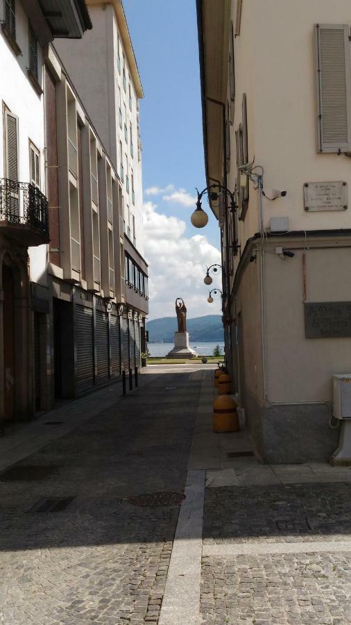 Piazza San Rocco Suite Art Verbania Buitenkant foto