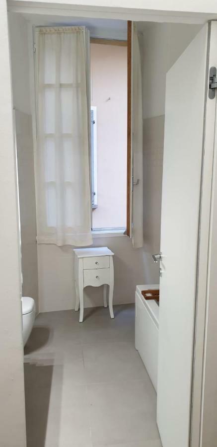 Piazza San Rocco Suite Art Verbania Buitenkant foto